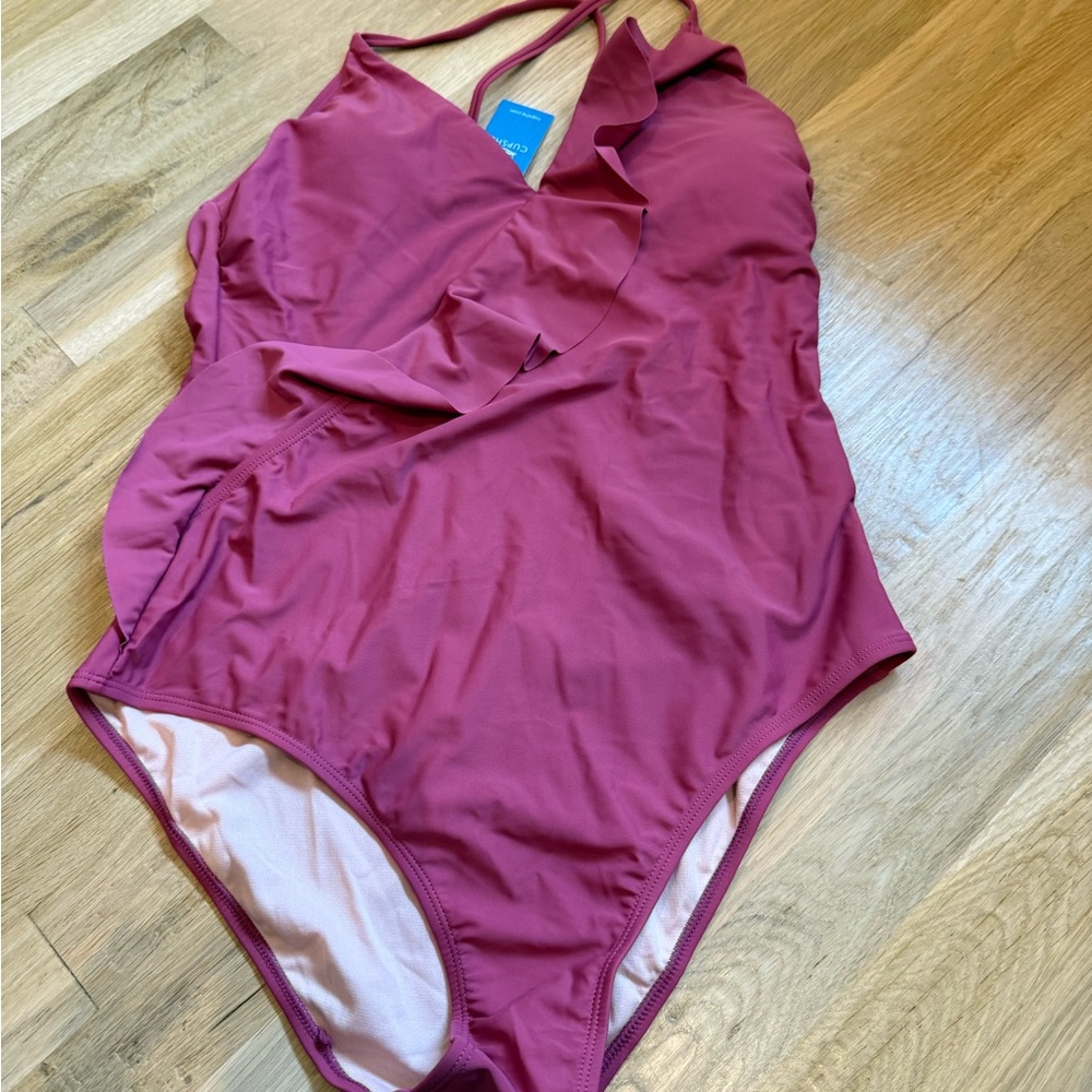Cupshe Women's One Piece Swimsuit in Burgundy